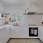 Casa Flores By Portucasa Vila