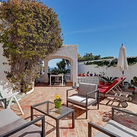 Villa Casa Flores By Portucasa Montinhos da Luz