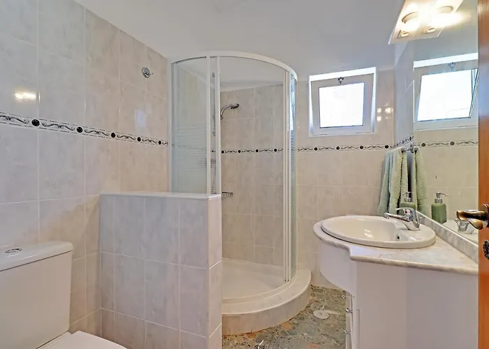Casa Flores By Portucasa Villa Montinhos da Luz