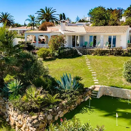 Casa Flores By Portucasa Montinhos da Luz