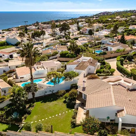 Casa Flores By Portucasa Villa Montinhos da Luz